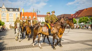 Inscenizacja historyczna na rynku w Pszczynie - zd